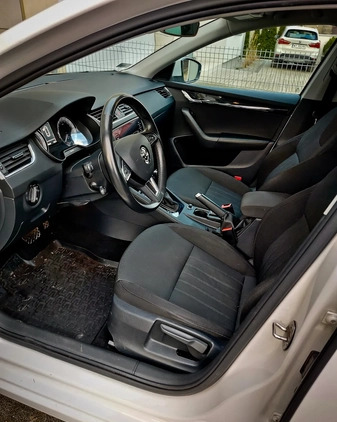 Skoda Octavia cena 83500 przebieg: 148000, rok produkcji 2020 z Dęblin małe 106